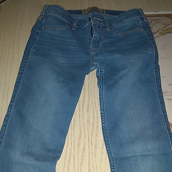 Jeans - Picture 1 of 2